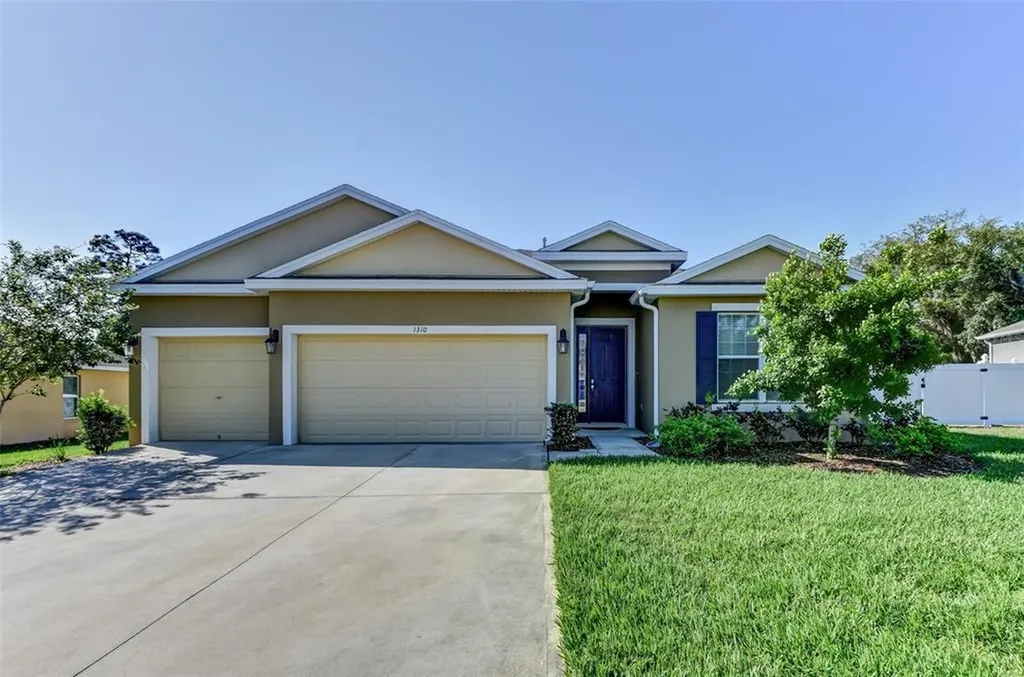 1310 Lake Baton Drive Deltona FL 32725