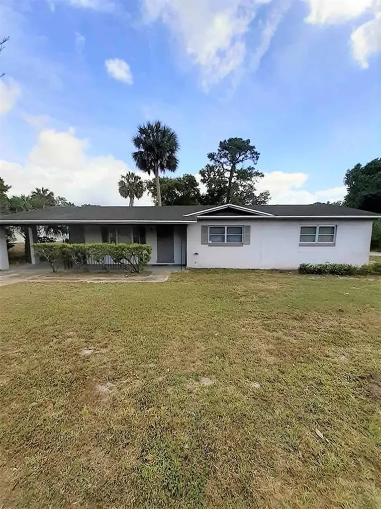 1025 W 25th Street Sanford FL 32771