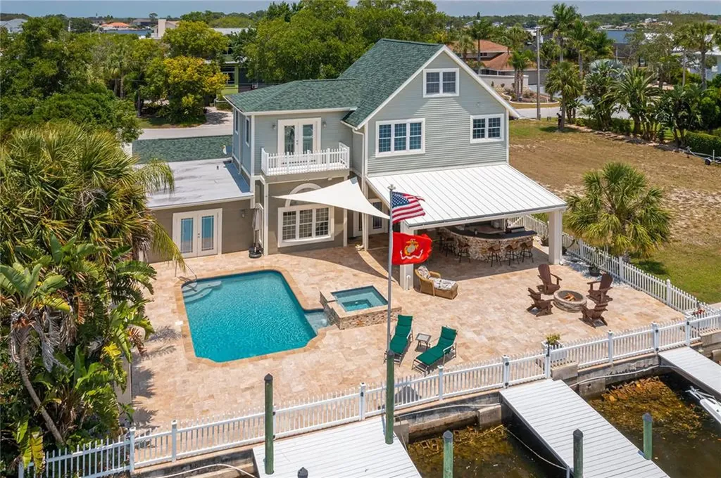 8025 Island Drive Port Richey FL 34668