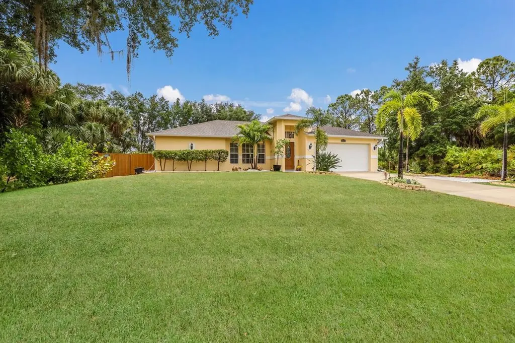 1619 Oakland Road North Port FL 34286