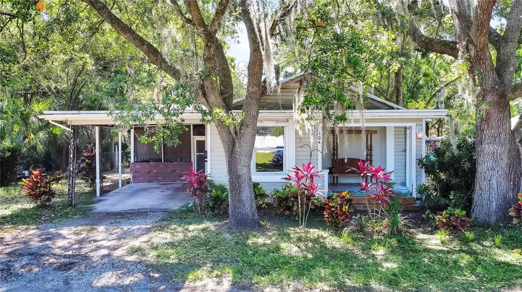 104 Magnolia Street Plant City FL 33563