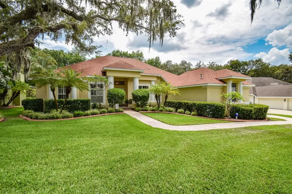 5110 Sylvan Oaks Drive Valrico FL 33596