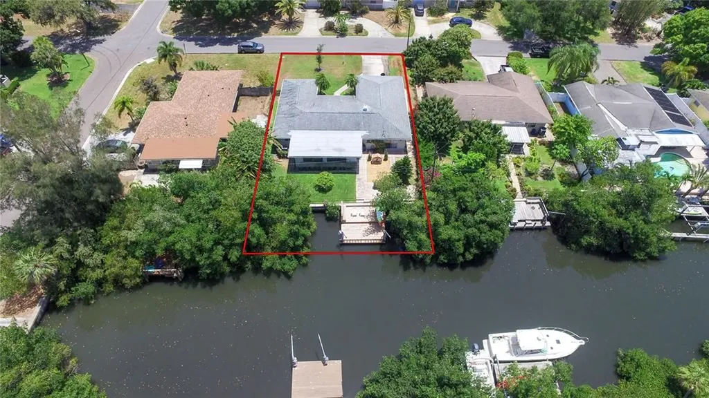 3790 10th Street NE St Petersburg FL 33704