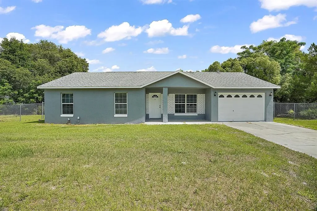 17201 Henry Street Umatilla FL 32784