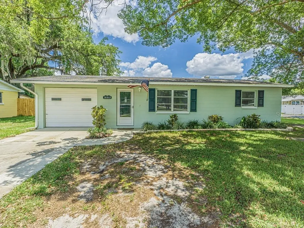 38803 A Avenue Zephyrhills FL 33542