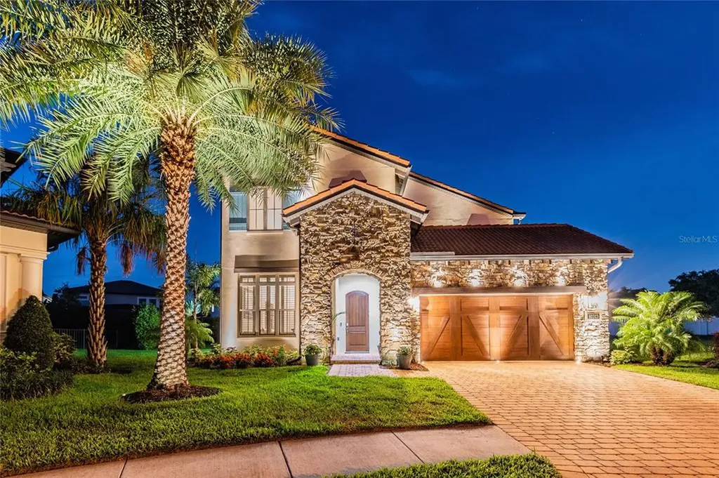 10313 Angel Oak Court Orlando FL 32836