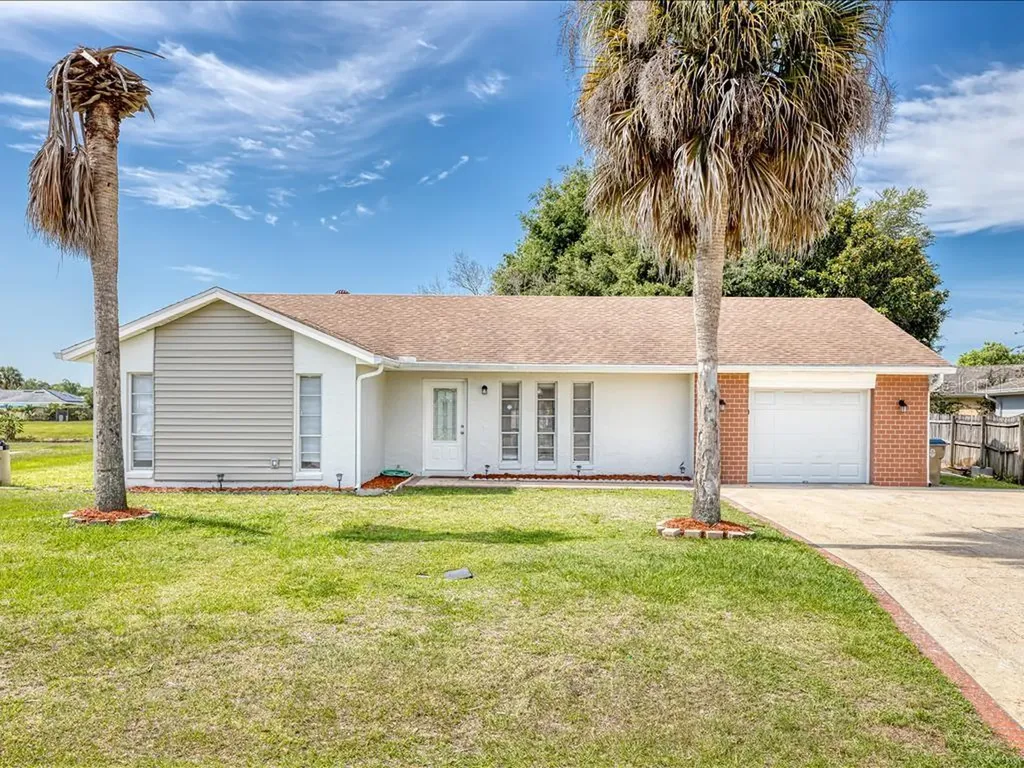 494 Elkwood Court Kissimmee FL 34743