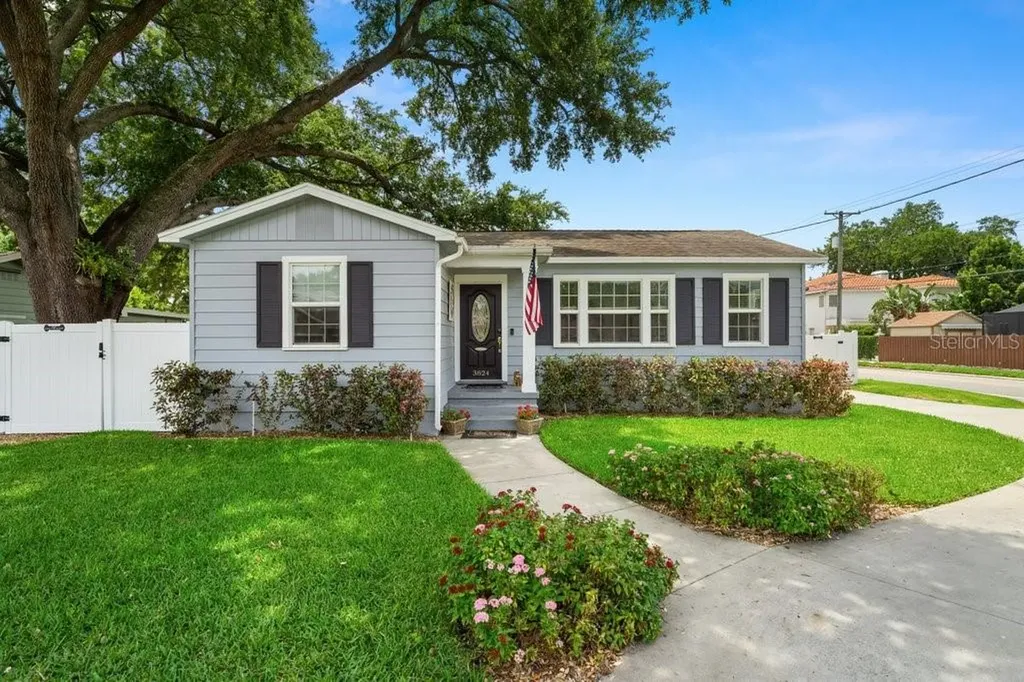 3824 W Corona Street Tampa FL 33629