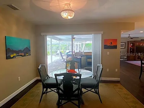 718 Birdsong Lane Sarasota FL 34242