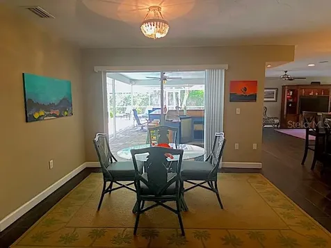 718 Birdsong Lane Sarasota FL 34242