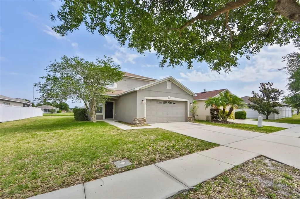 8162 Canterbury Lake Boulevard Tampa FL 33619