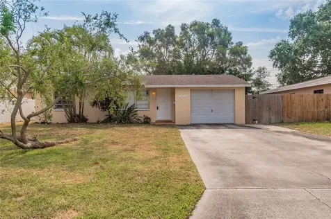 3911 Helena Street NE St Petersburg FL 33703