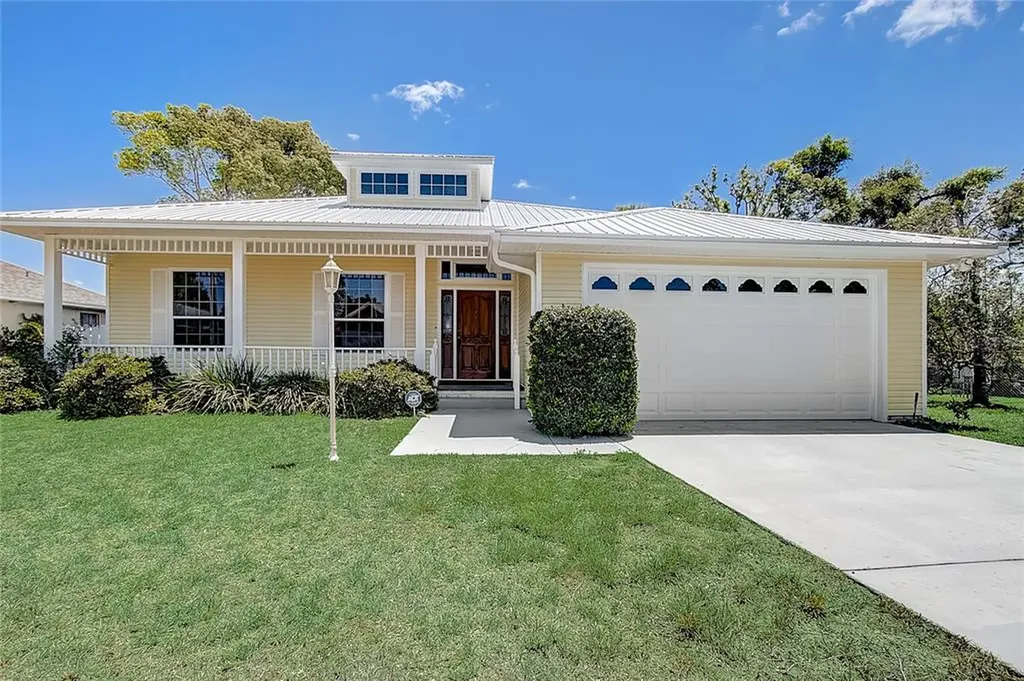 1201 Village Lake Drive S Deland FL 32724