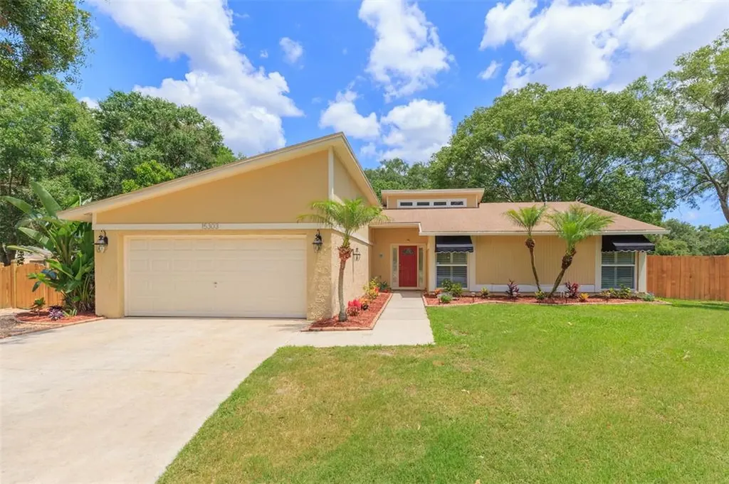 15303 Lazy Lake Place Tampa FL 33624