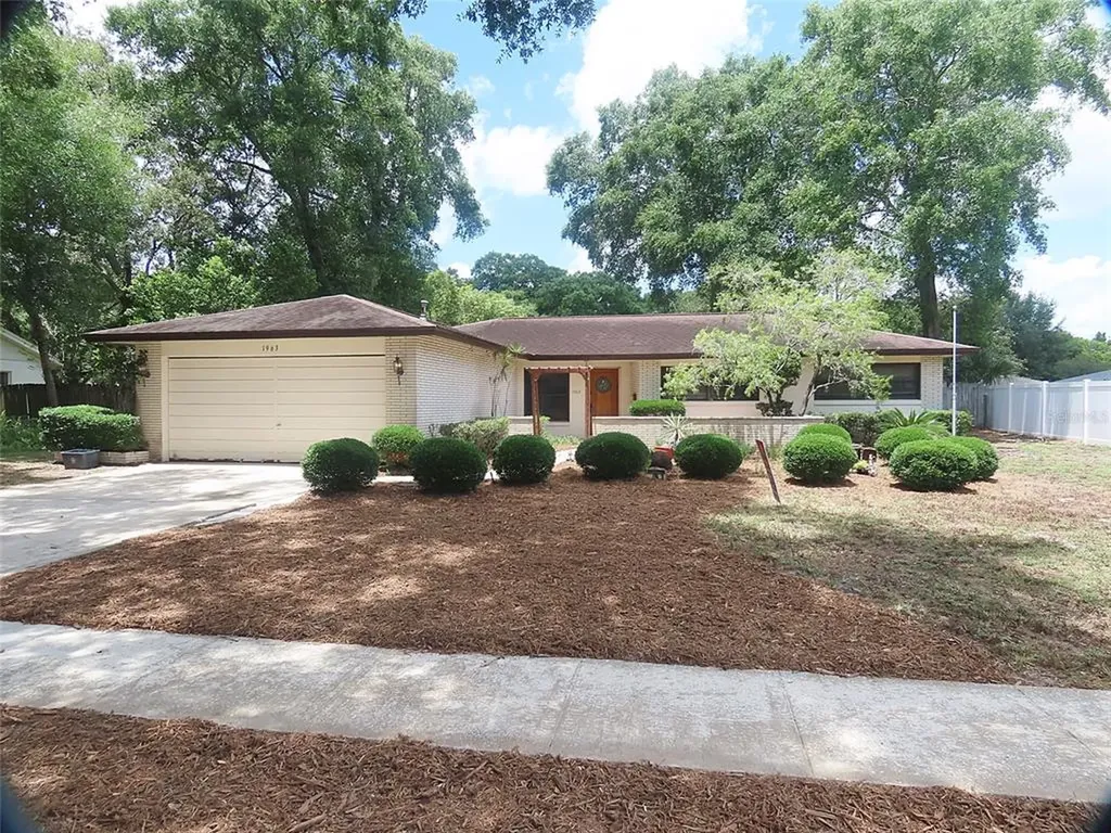 1963 Kewannee Trail Casselberry FL 32707