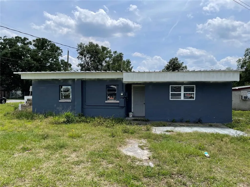 1050 N Swindell Avenue Lakeland FL 33805