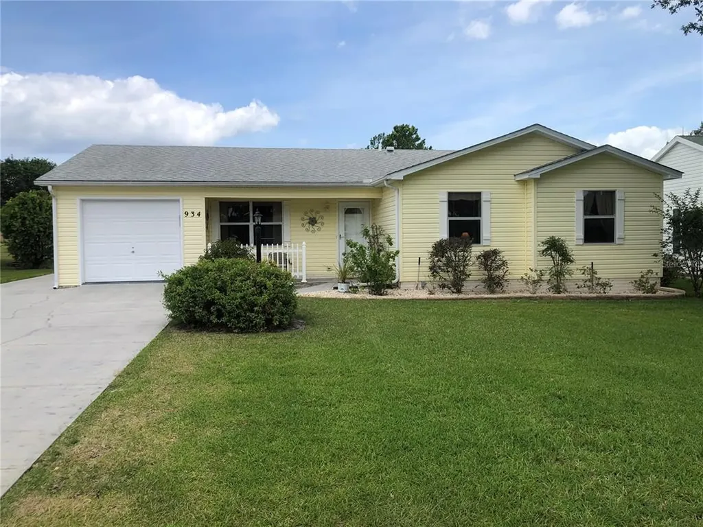 934 Orchid Street Lady Lake FL 32159