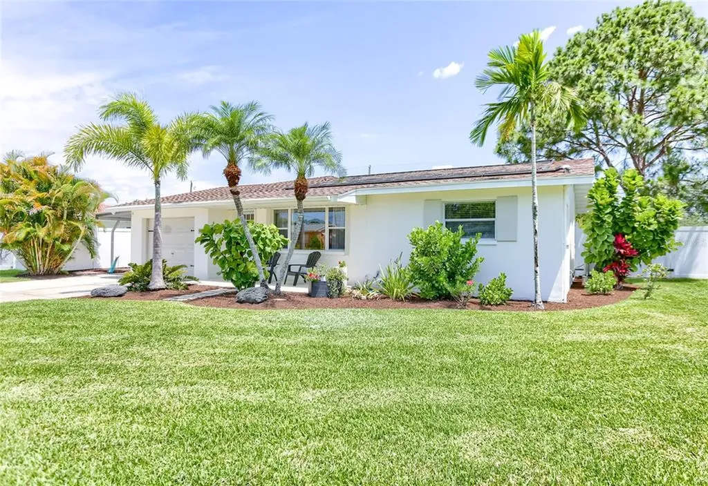 743 44th Avenue NE St Petersburg FL 33703