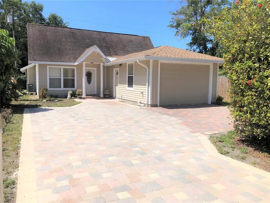 1860 30th Avenue N St Petersburg FL 33713