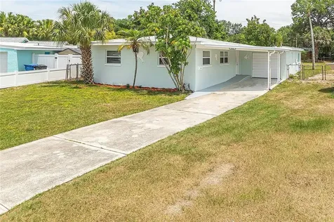 1821 75th Street N St Petersburg FL 33710