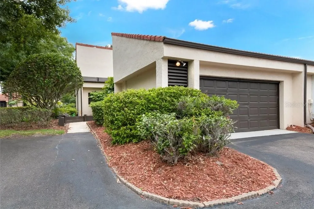 108 Seville Court N Plant City FL 33566