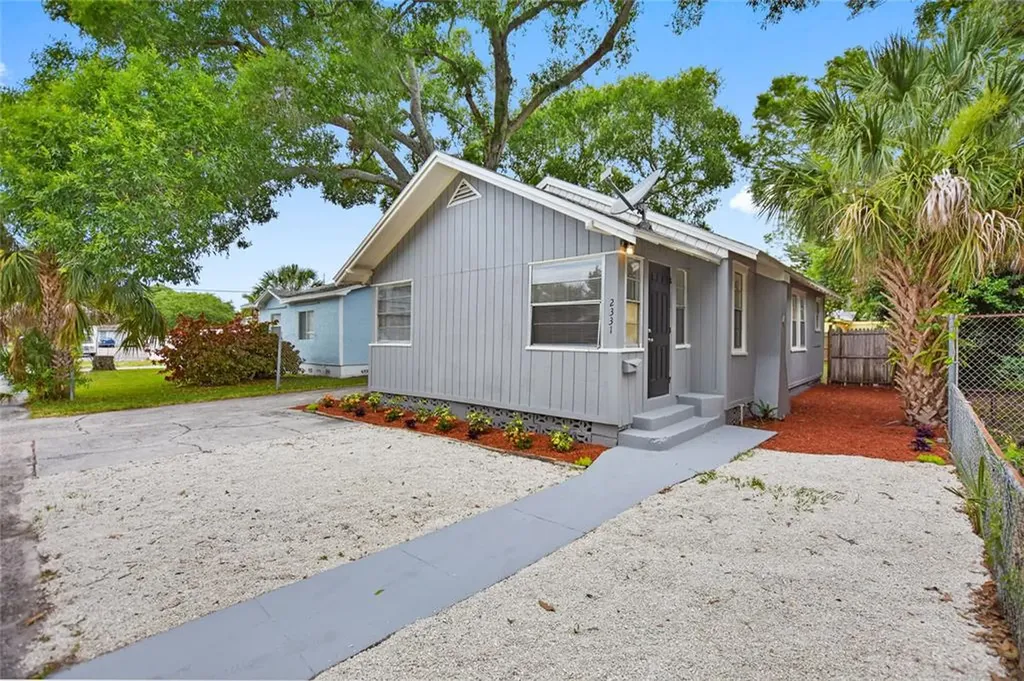 2331 16th Avenue S St Petersburg FL 33712