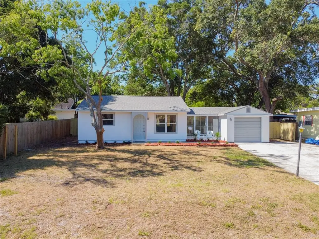 5046 15th Avenue N St Petersburg FL 33710