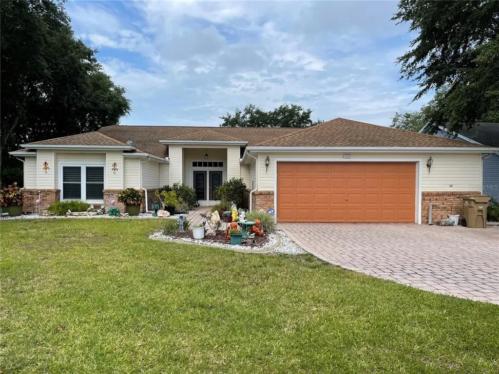 25104 Bonnie Blue Court Leesburg FL 34748
