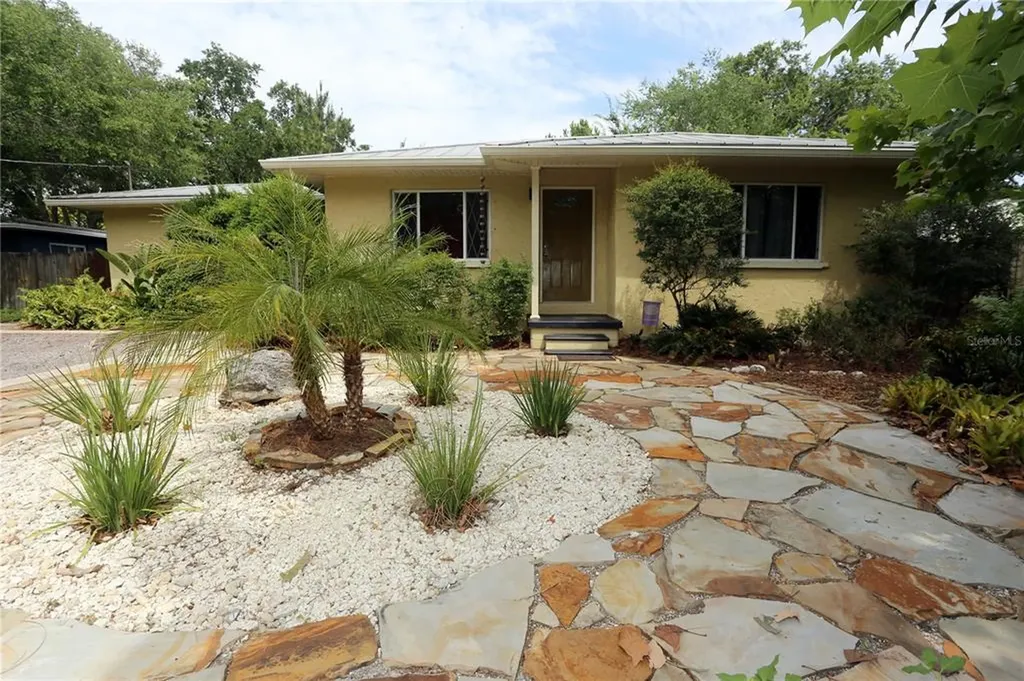 6206 S Foster Avenue Tampa FL 33611