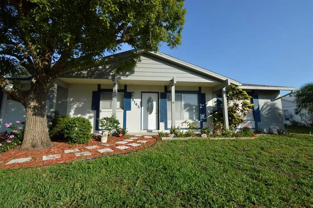 5143 Lazy Lake Circle Orlando FL 32821