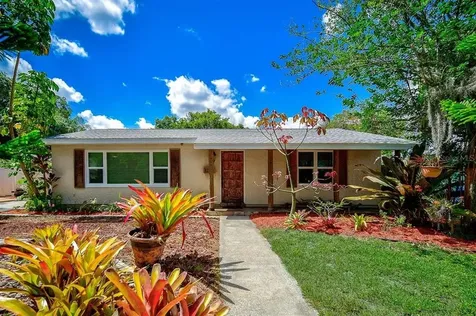 3317 2nd Avenue W Bradenton FL 34205