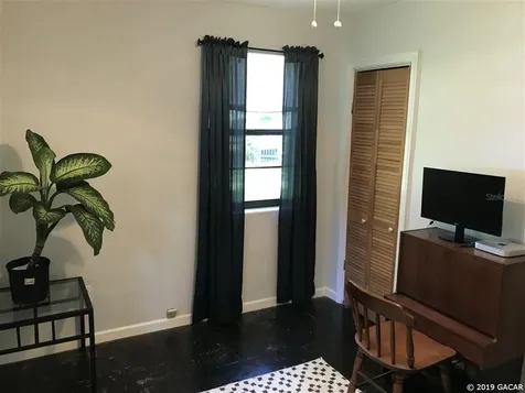 1117 NE 10th Avenue Gainesville FL 32601