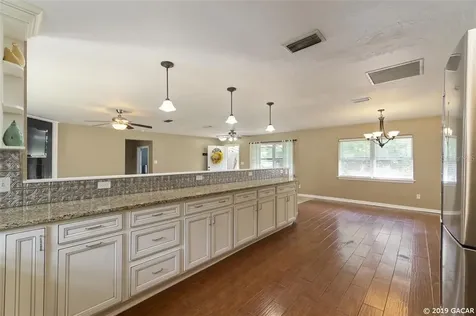 5502 SW 57th Avenue Gainesville FL 32608