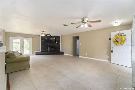 5502 SW 57th Avenue Gainesville FL 32608