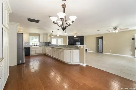 5502 SW 57th Avenue Gainesville FL 32608