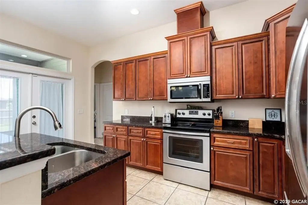23286 NW 7th Road Newberry FL 32669