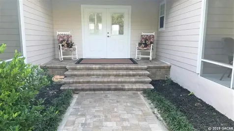 327 Riley Lake Drive Hawthorne FL 32640
