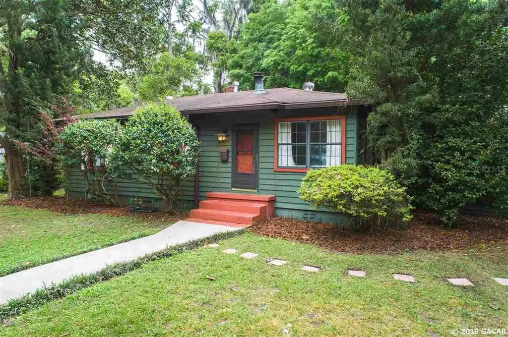 1014 NE 9th Street Gainesville FL 32601
