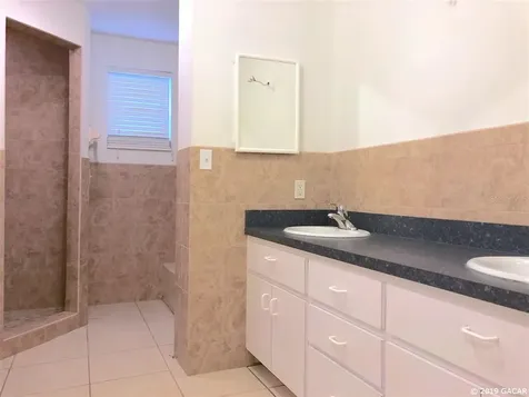 4240 NW 55th Avenue Bell FL 32619