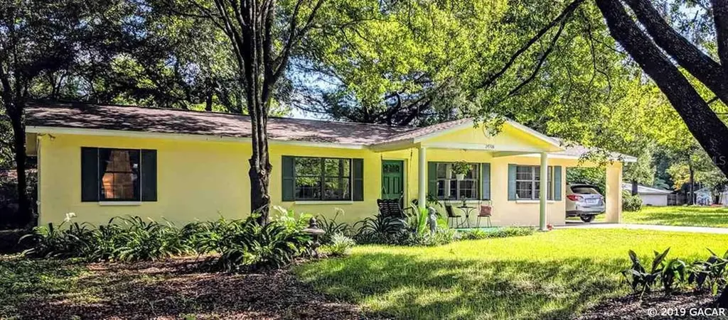 24708 SW 1st Road Newberry FL 32669