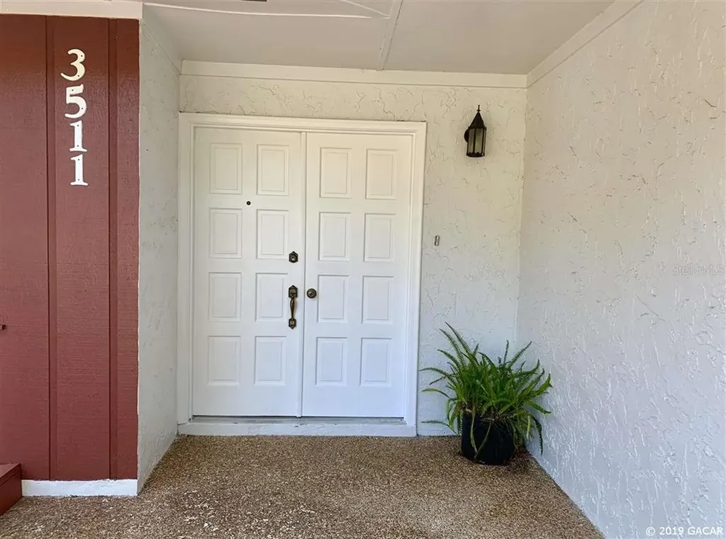 3511 NW 40th Terrace Gainesville FL 32606