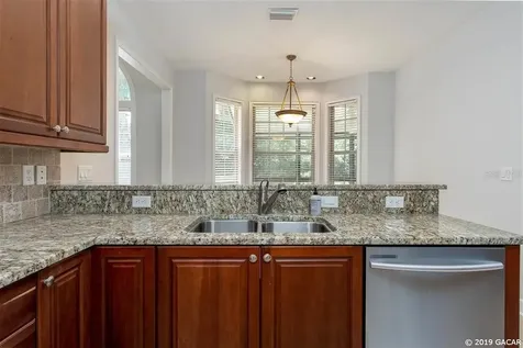 10709 NW 67th Way Alachua FL 32615