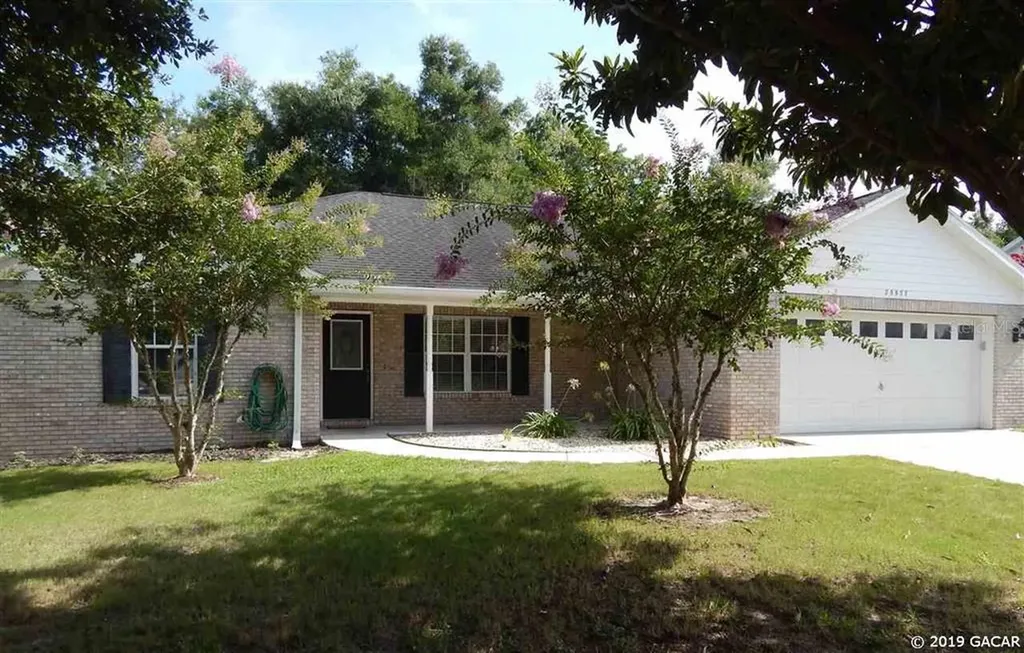 25577 SW 22nd Place Newberry FL 32669