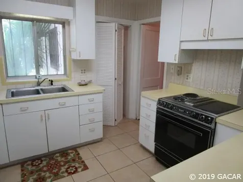 728 NE 12th Avenue Gainesville FL 32601
