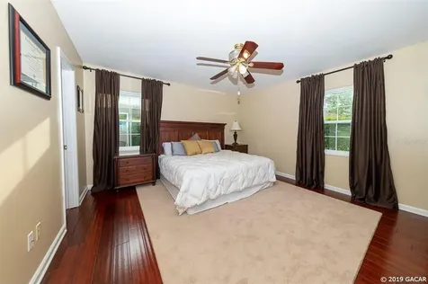 4908 NW 16th Place Gainesville FL 32605