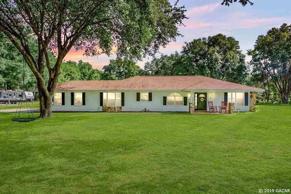 577 SW Thorne Lane Fort White FL 32038