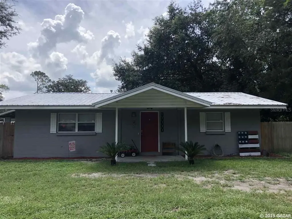 17393 Southside Court High Springs FL 32643