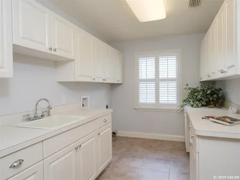 5049 NW 58th Street Gainesville FL 32653