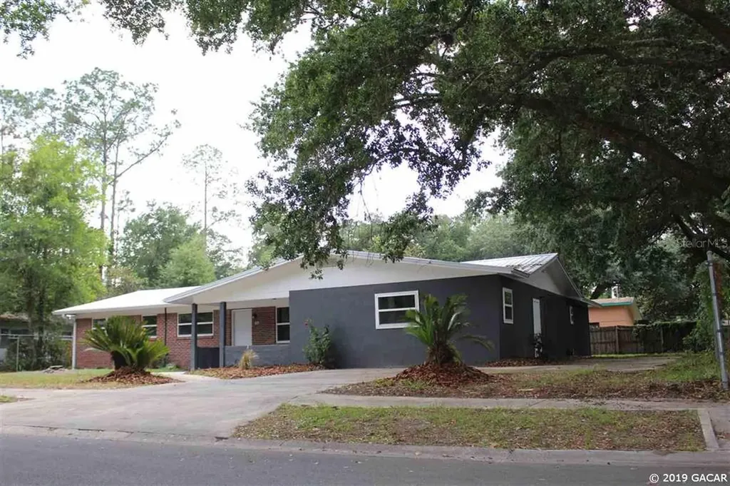 1902 NE 16th Terrace Gainesville FL 32609