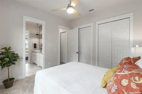 929 SW 120 Drive Gainesville FL 32607